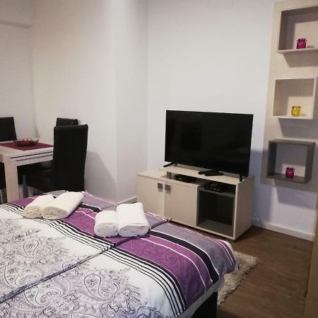 Laguna Apartman 2 Ni Buitenkant foto