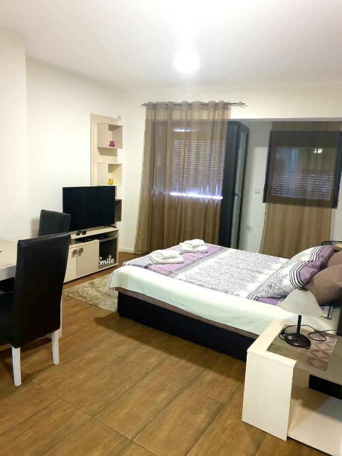Laguna Apartman 2 Ni Buitenkant foto