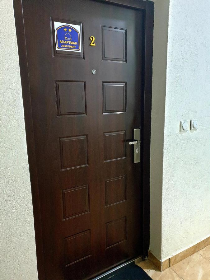 Laguna Apartman 2 Ni Buitenkant foto