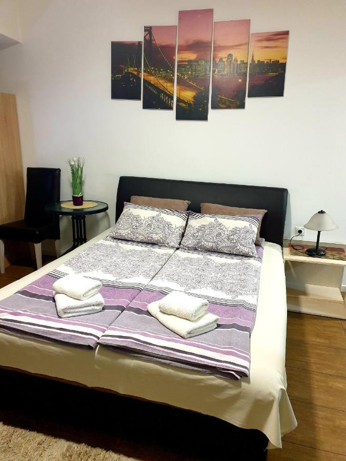 Laguna Apartman 2 Ni Buitenkant foto