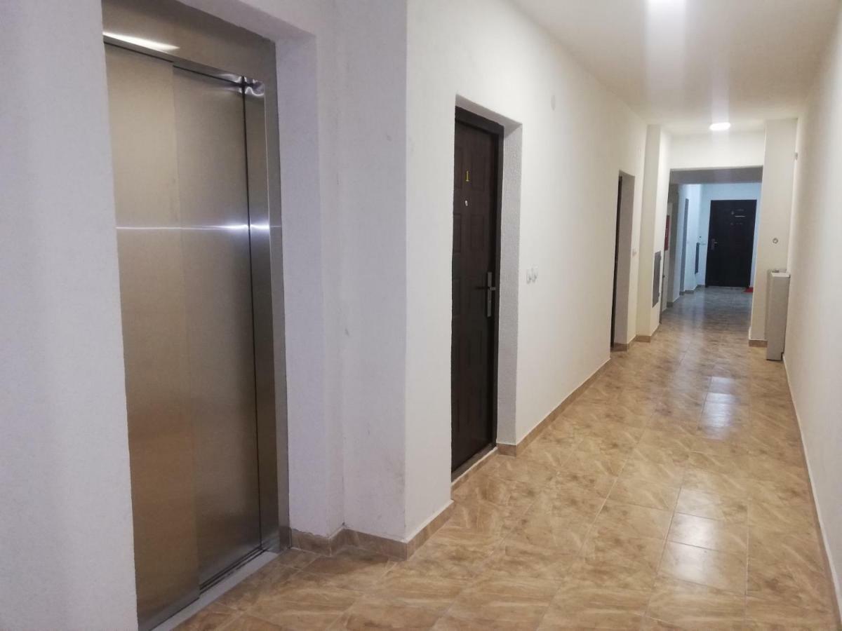 Laguna Apartman 2 Ni Buitenkant foto